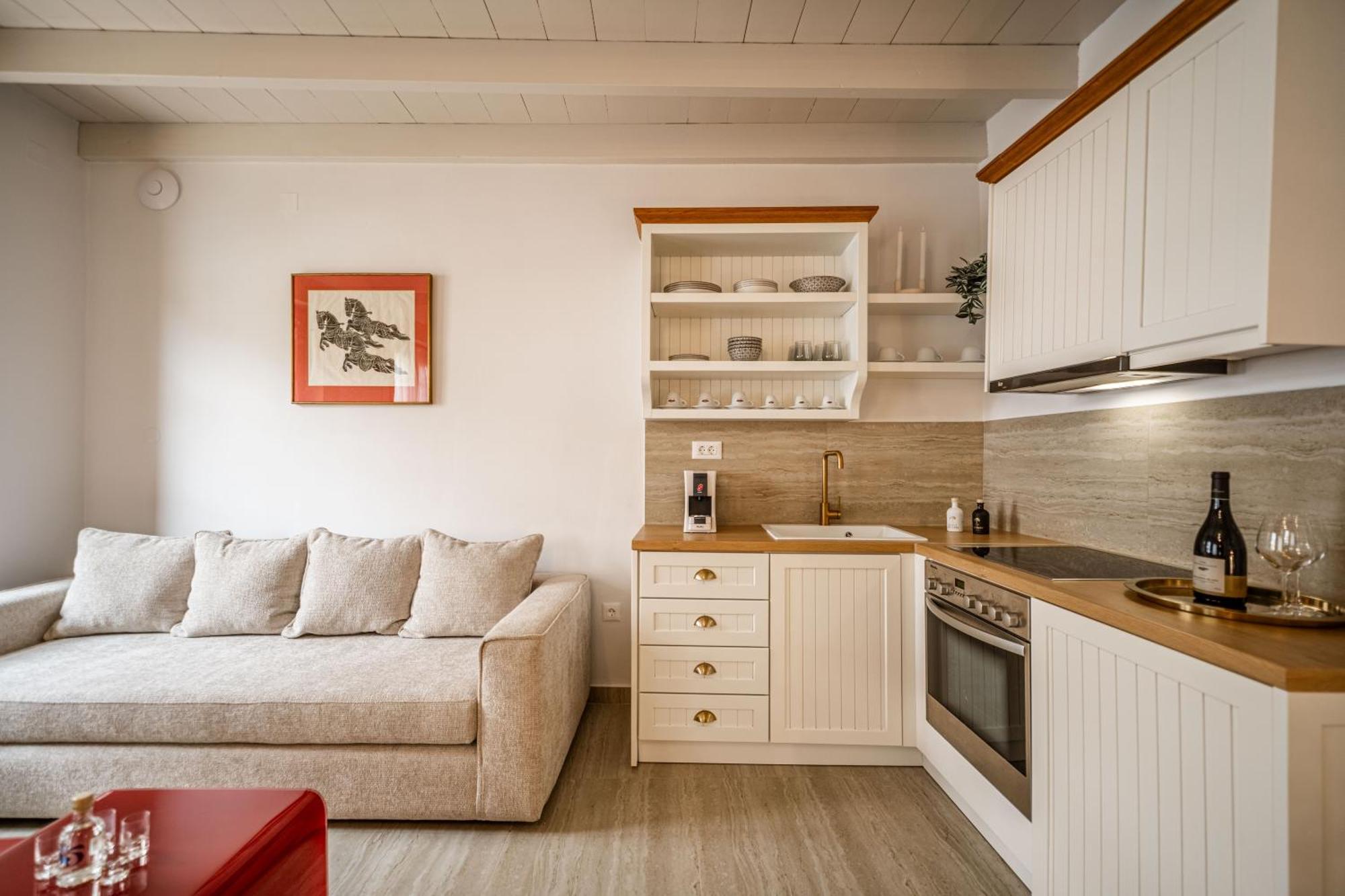 Lithinon Luxury *